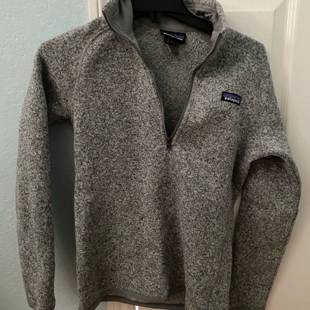 Patagonia heather grey quarter zip up